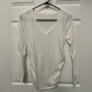 Ingrid & Isabel Maternity Long Sleeve Top in White